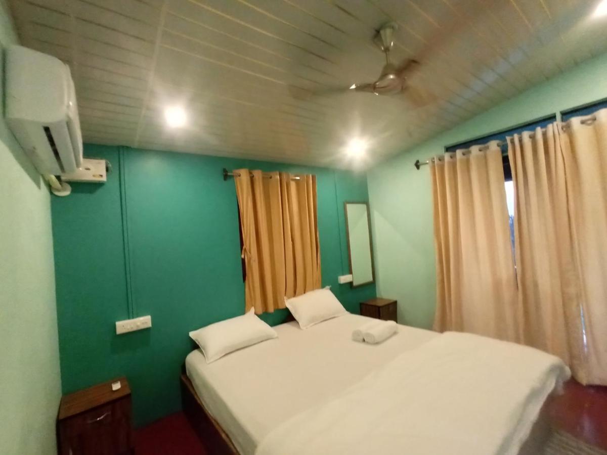 Casa Fiesta Sea Front Beach Huts Patnem Beach Zewnętrze zdjęcie