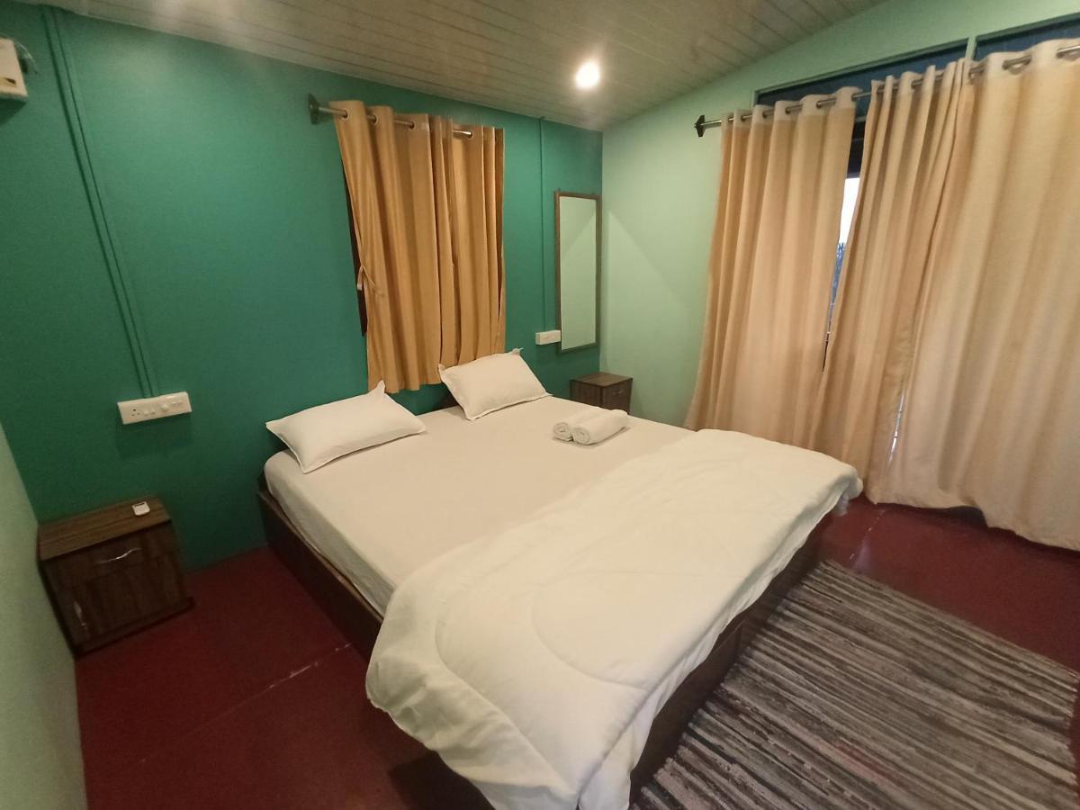 Casa Fiesta Sea Front Beach Huts Patnem Beach Zewnętrze zdjęcie